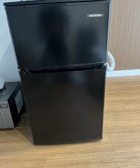 95L冷蔵庫（ブラック）の写真