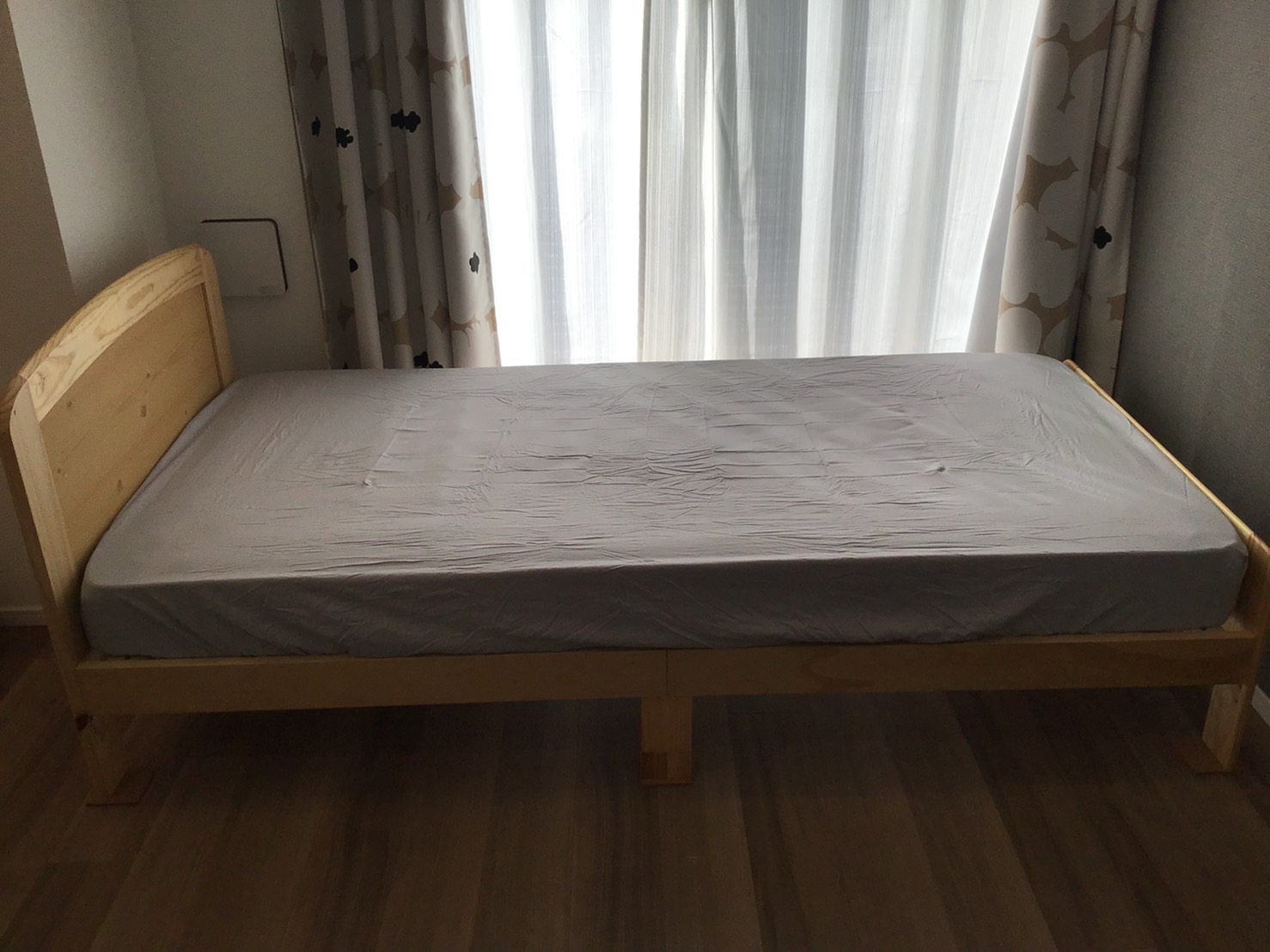 家具レンタル　シングルベッドの写真
