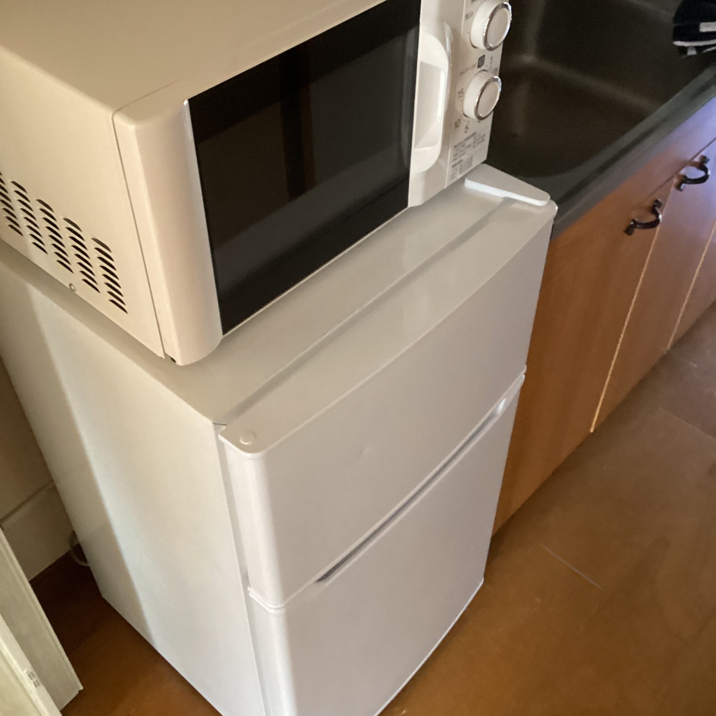 家電レンタル　電子レンジ　冷蔵庫の写真