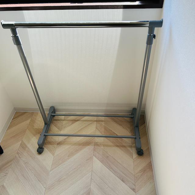 家具レンタルハンガーラックの写真
