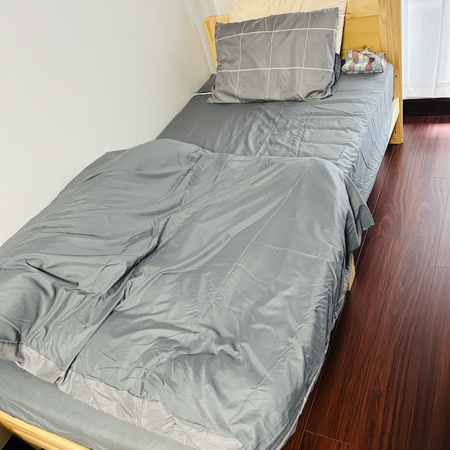 家具レンタルシングルベッドの写真