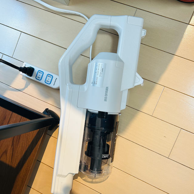 家電レンタルサイクロンスティック掃除機の写真