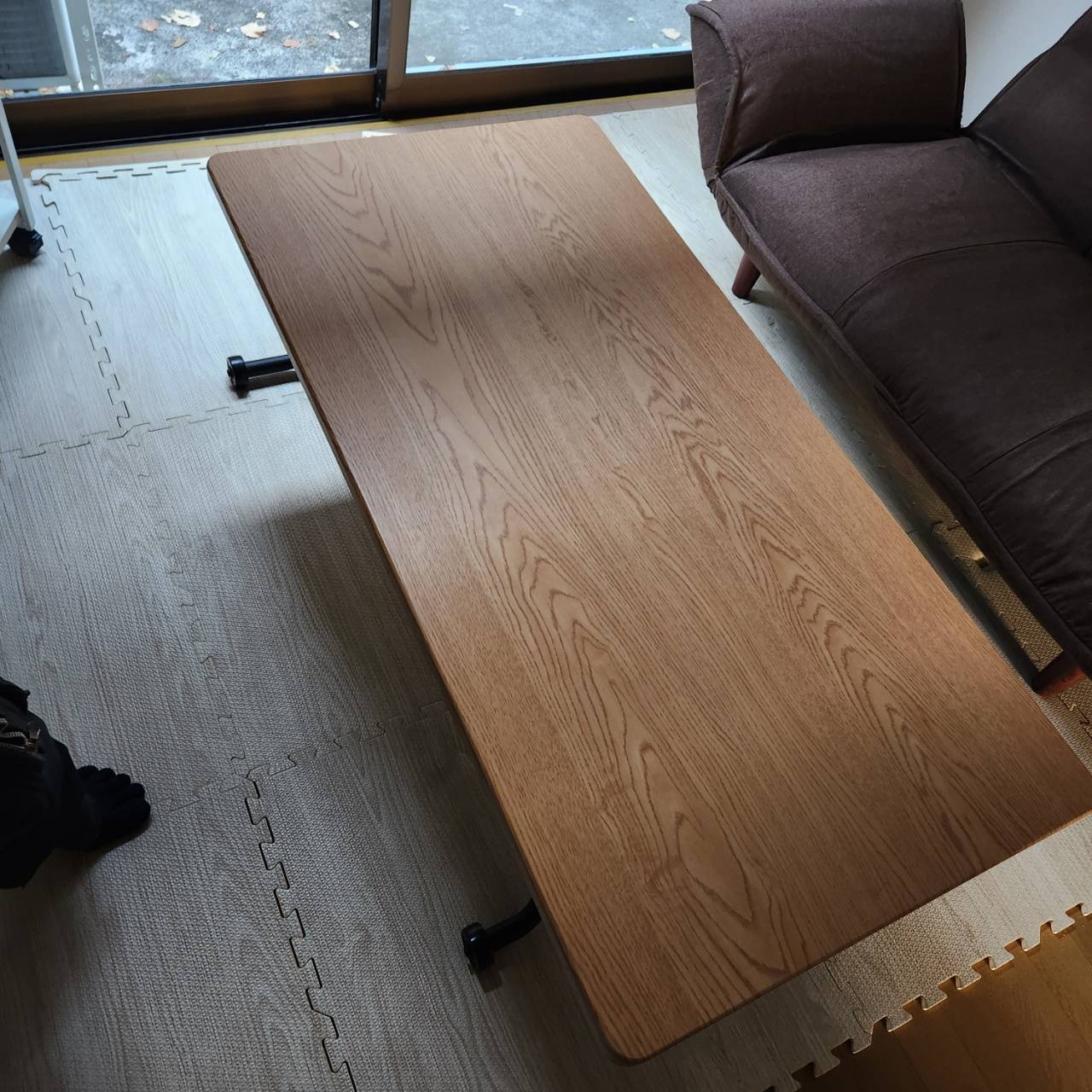 家具レンタルテーブルの画像