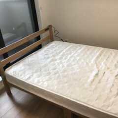 セミダブルベッド