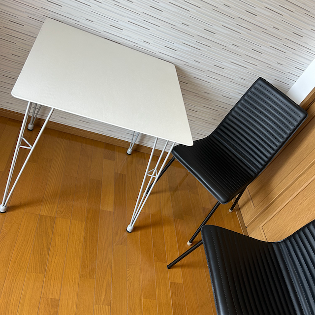 家具レンタルダイニング３点セットの写真