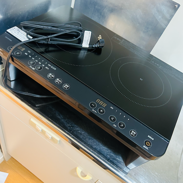 家電レンタル二口IH調理器の写真
