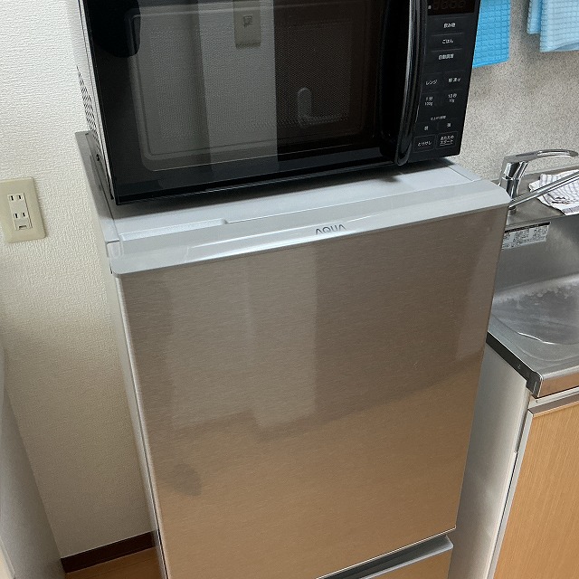 冷蔵庫と電子レンジ