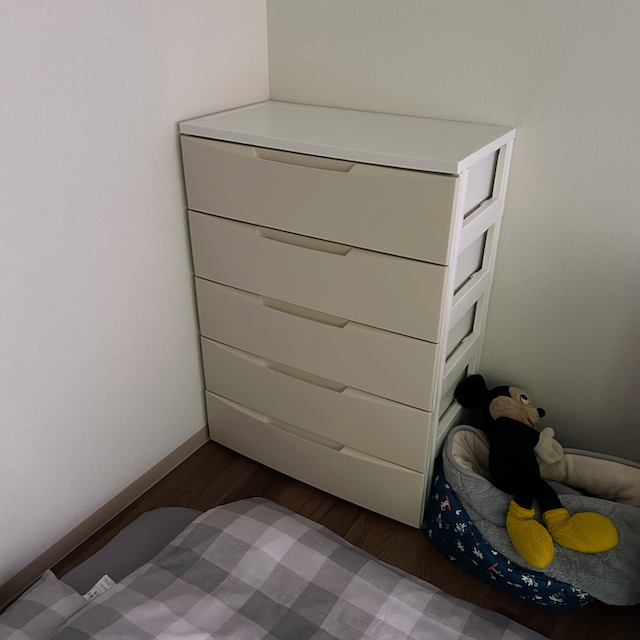 家具レンタル５段チェストの写真