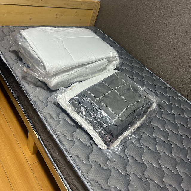 家具レンタルシングルベッドの写真