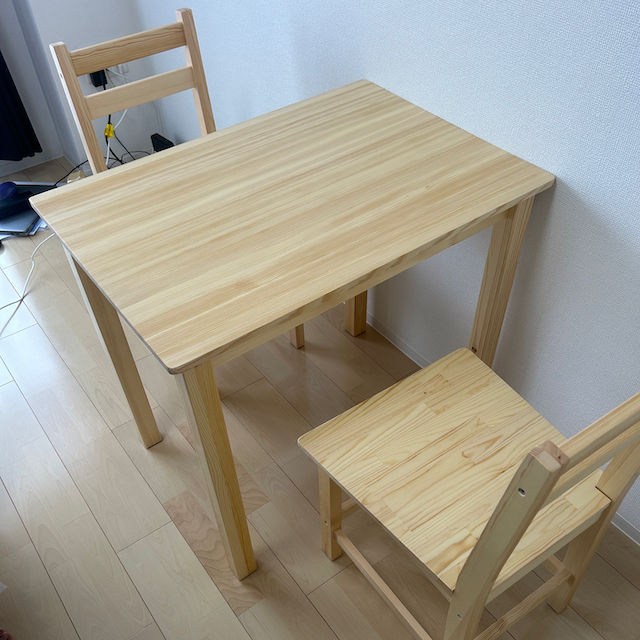 家具レンタルダイニング３点セットの写真