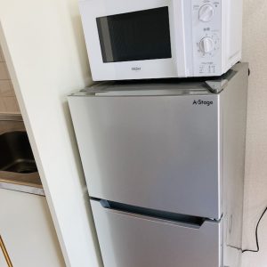 家電レンタル冷蔵庫と電子レンジの写真