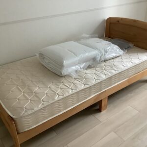 シングルベッド