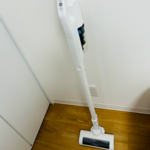 家電レンタルサイクロンスティッククリーナーの写真