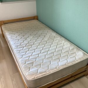 シングルベッド