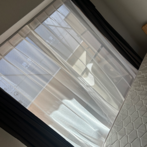 家具レンタルカーテンの写真