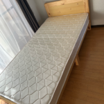 大阪府東大阪市でカーテンとシングルベッドを家具レンタルしていただきました！