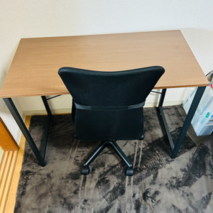 家具レンタルデスクの写真