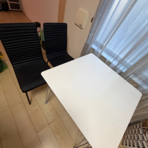 家具レンタルダイニング3点セットの写真