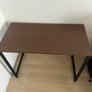 家具レンタルデスクの写真